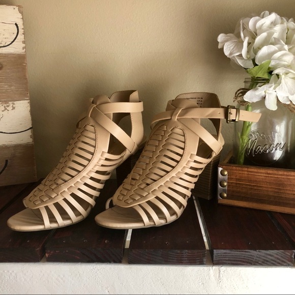 Strappy block healed sandals. So cute! - Picture 2 of 2